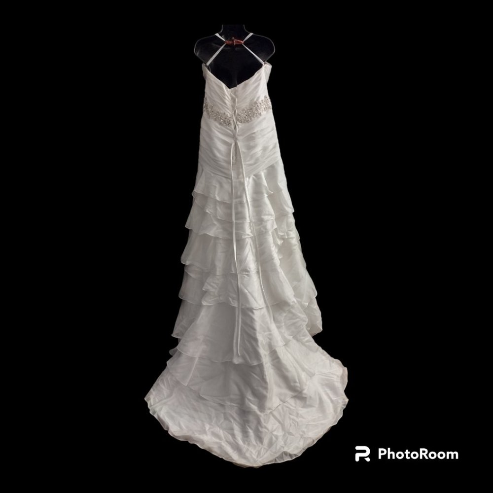 Alfred Angelo White Strapless Wedding Dress - Picture 11 of 14